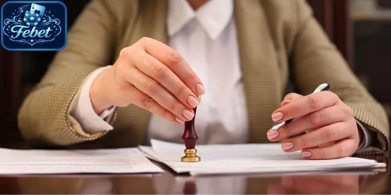 Giấy phép hợp pháp và tính minh bạch của hệ thống tạo sự an toàn